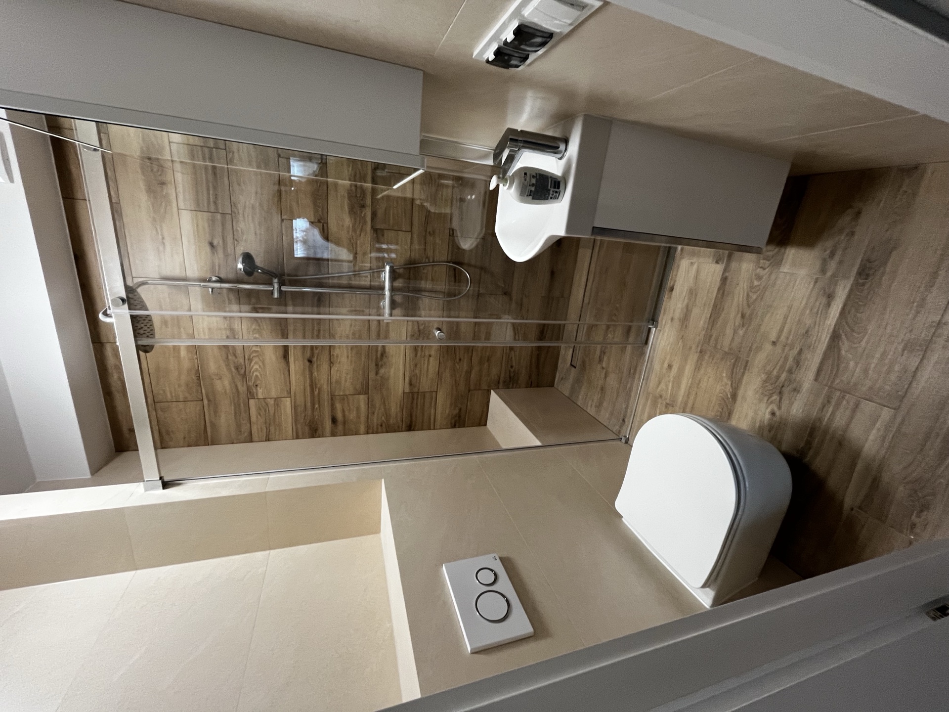 Remonty i wykończenia wnętrz - profesjonalna realizacja Zielona Góra